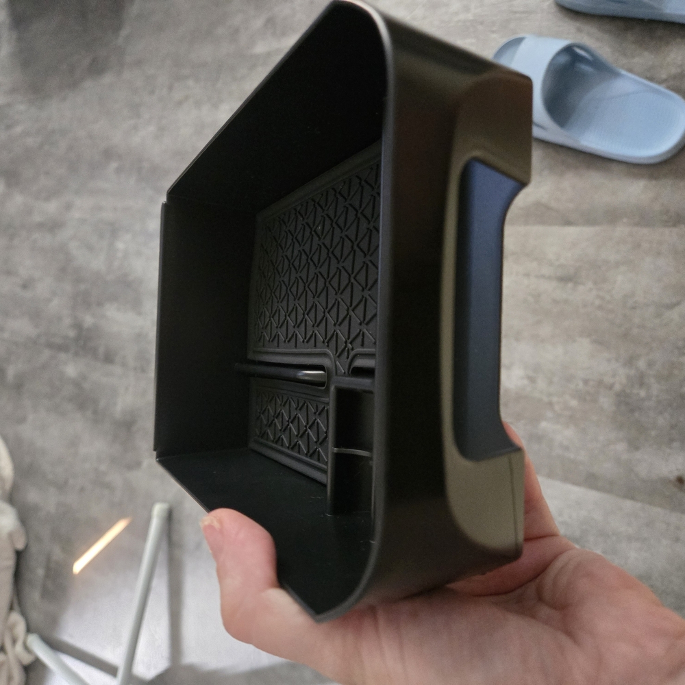 VR Headset Holder - Black